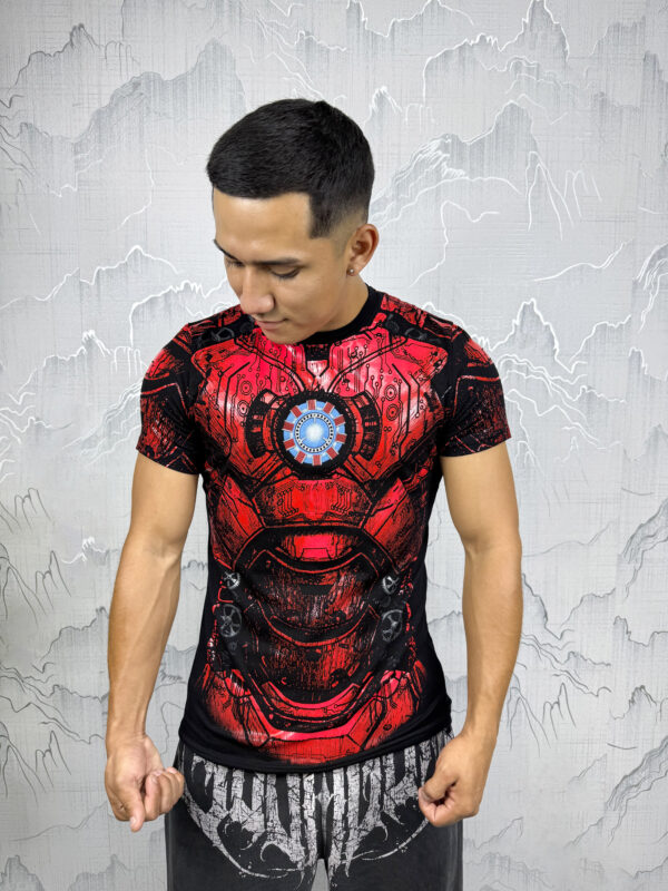 IRON MAN