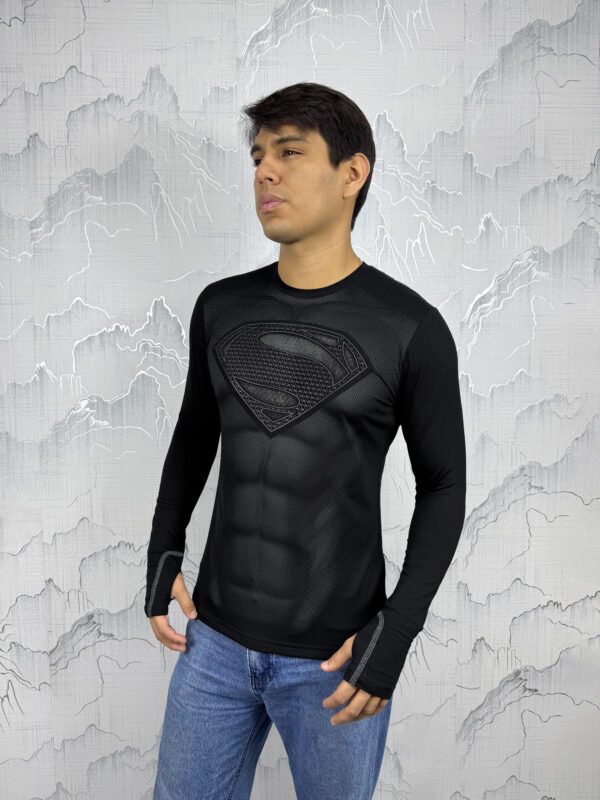 MANGA LARGA SUPERMAN NEGRO / NEGRO