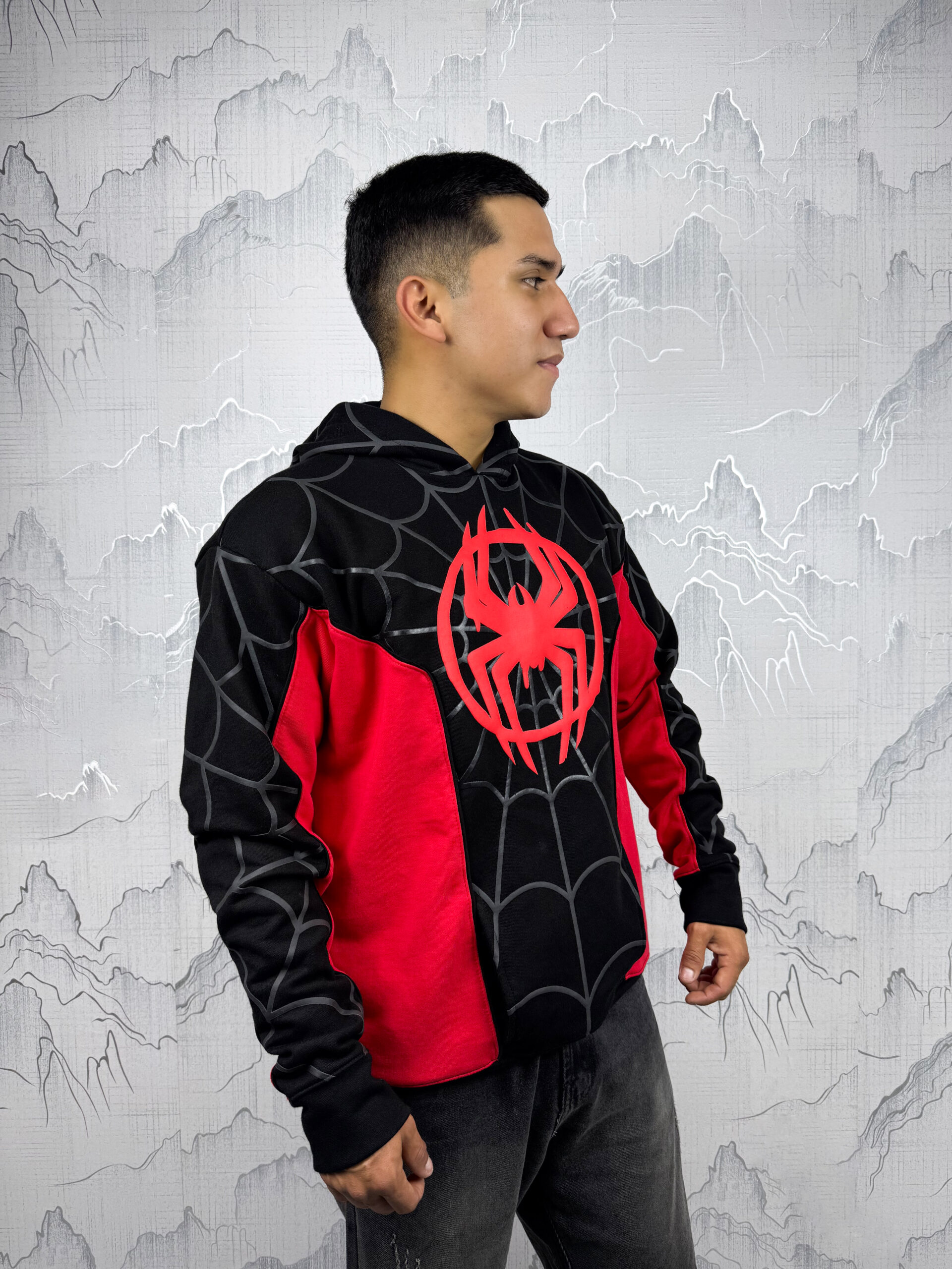 POLERA MILES MORALES - Imagen 3