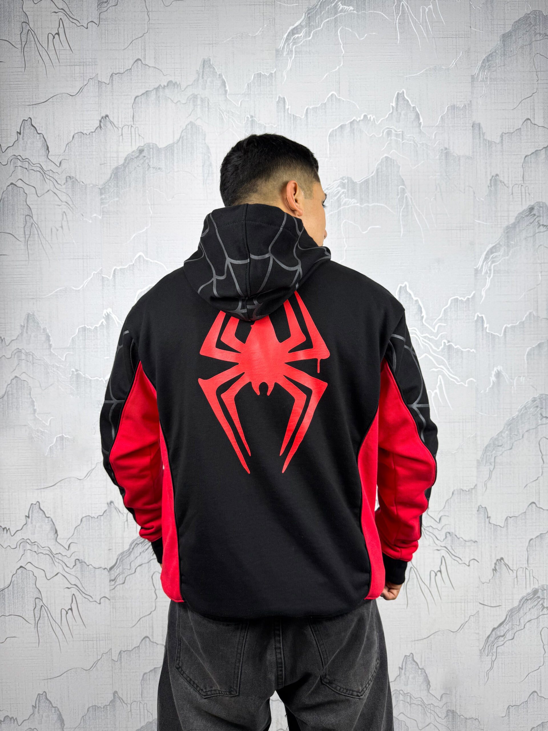 POLERA MILES MORALES - Imagen 4